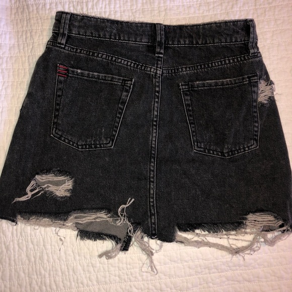 Urban Outfitters  grey denim mini skirt - Picture 2 of 2